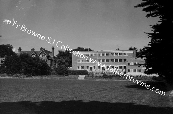 HOLY CHILD CONVENT EXTERIOR